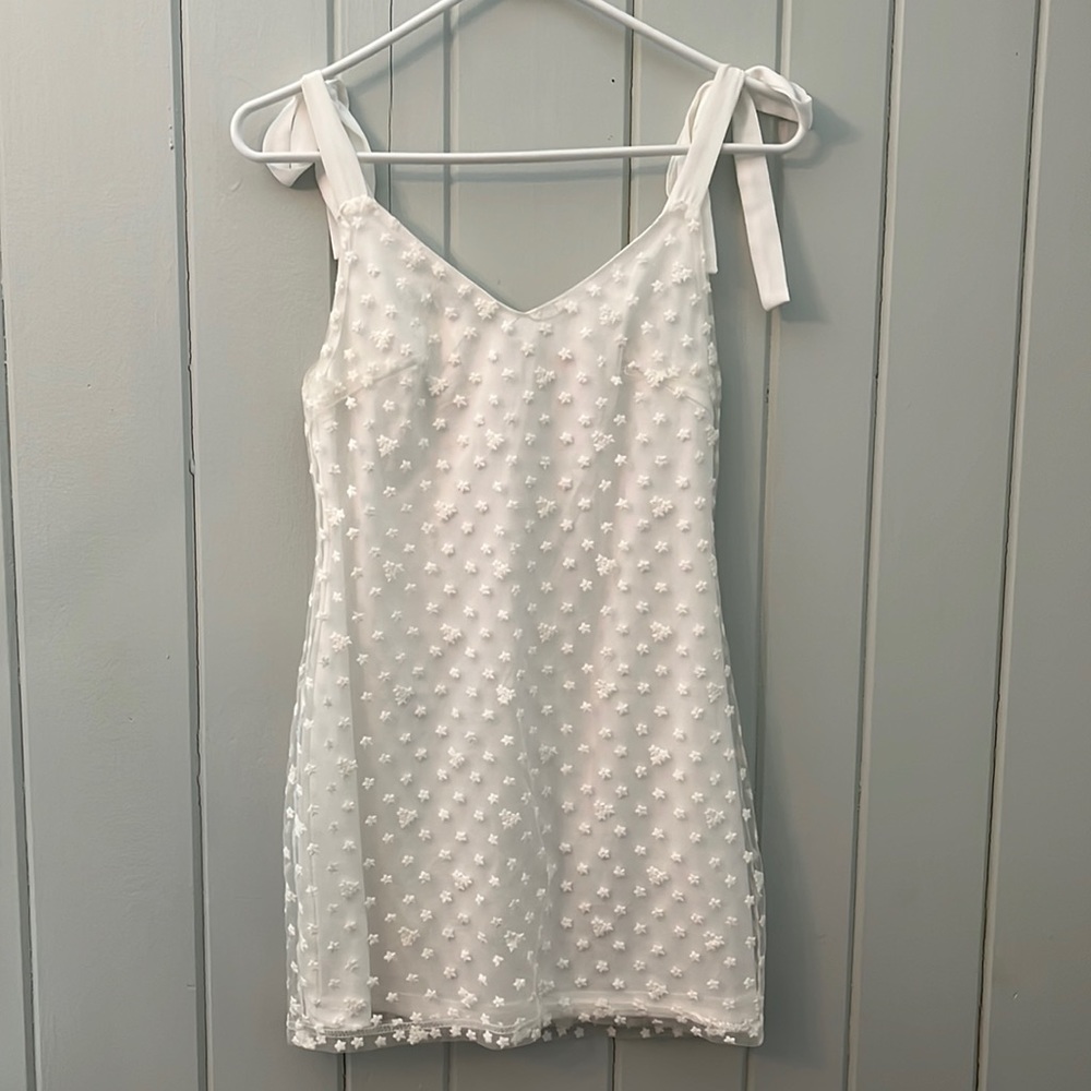 XS white mini dress